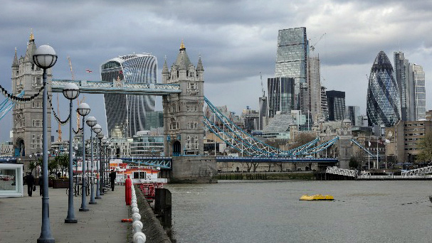 脱欧十年，英国经济与金融市场是否跑输大盘？