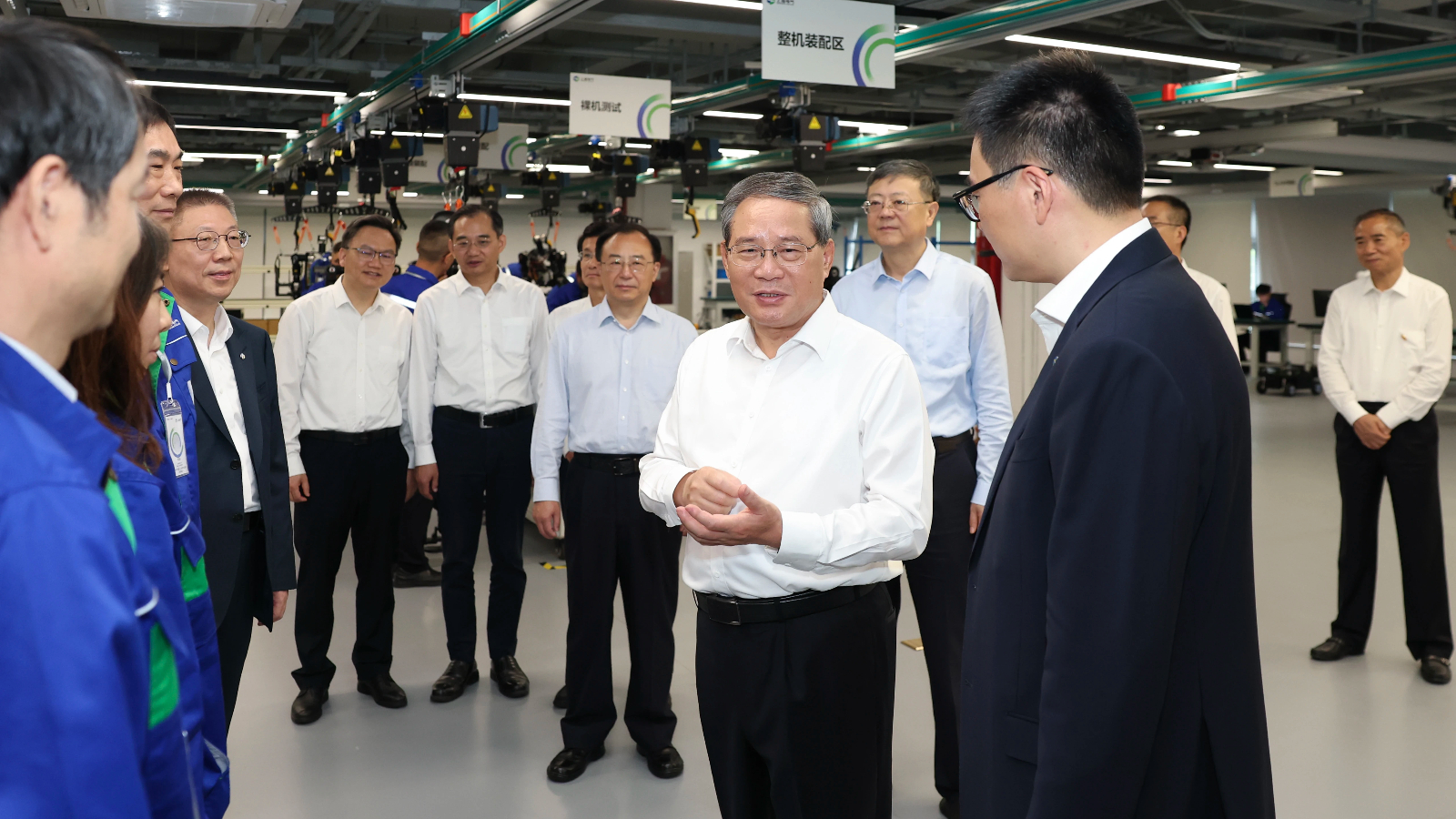 总理上海调研释放明确信号：推动AI更好赋能先进制造业