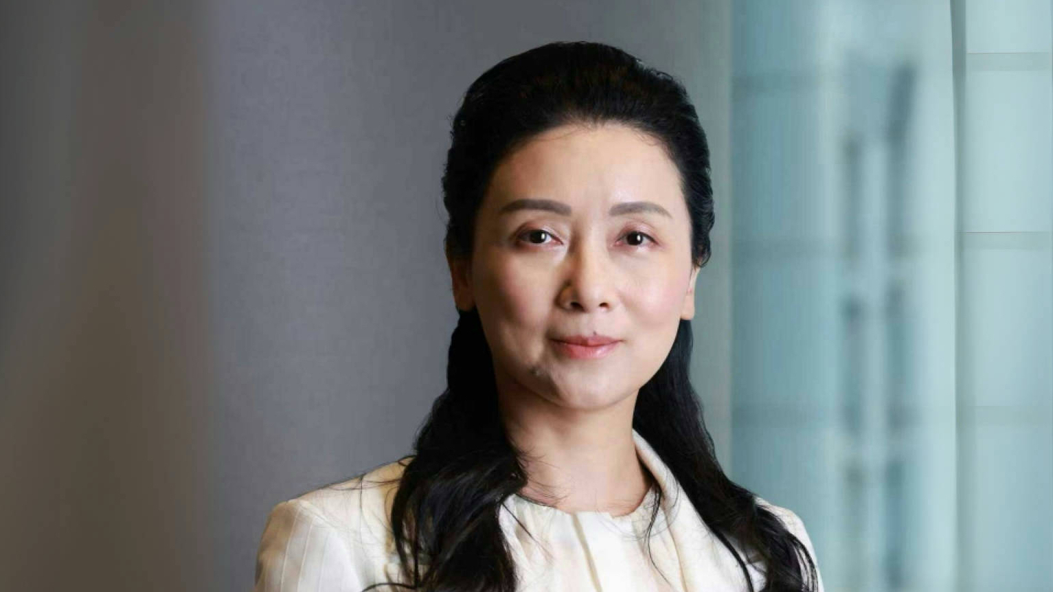 专访彭博亚太区首席经济学家舒畅：从“超额储蓄”到“超额投资”，谁在改写美债定价逻辑？