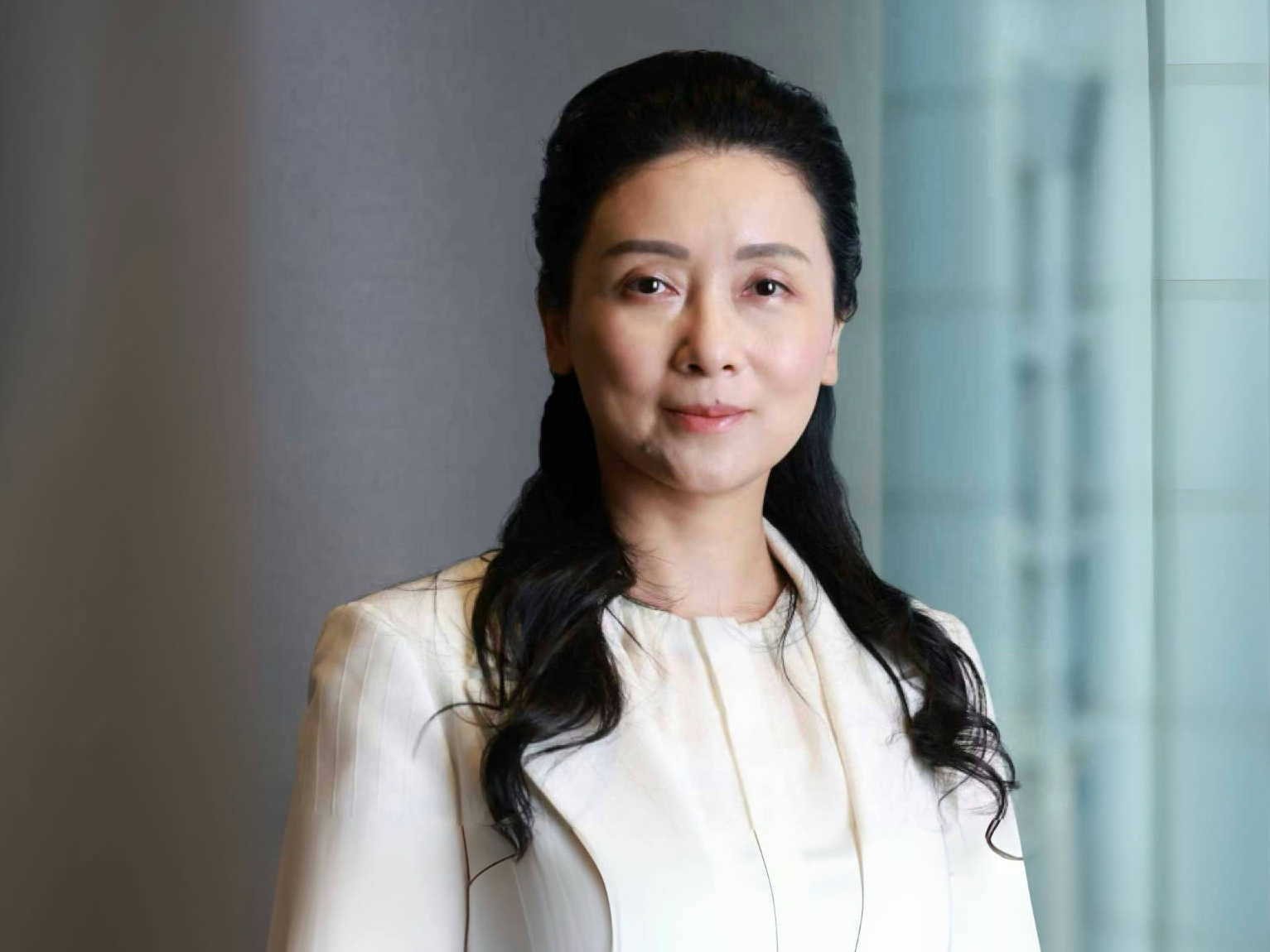 专访彭博亚太区首席经济学家舒畅：从“超额储蓄”到“超额投资”，谁在改写美债定价逻辑？