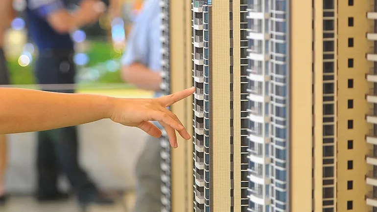 一线城市十月卖地进入“冷静期”，开发商重算拿地账