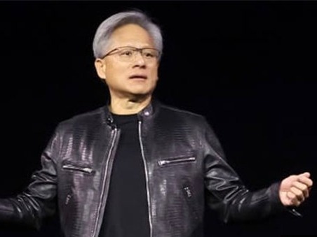 黄仁勋：未来十年属于自动驾驶和机器人