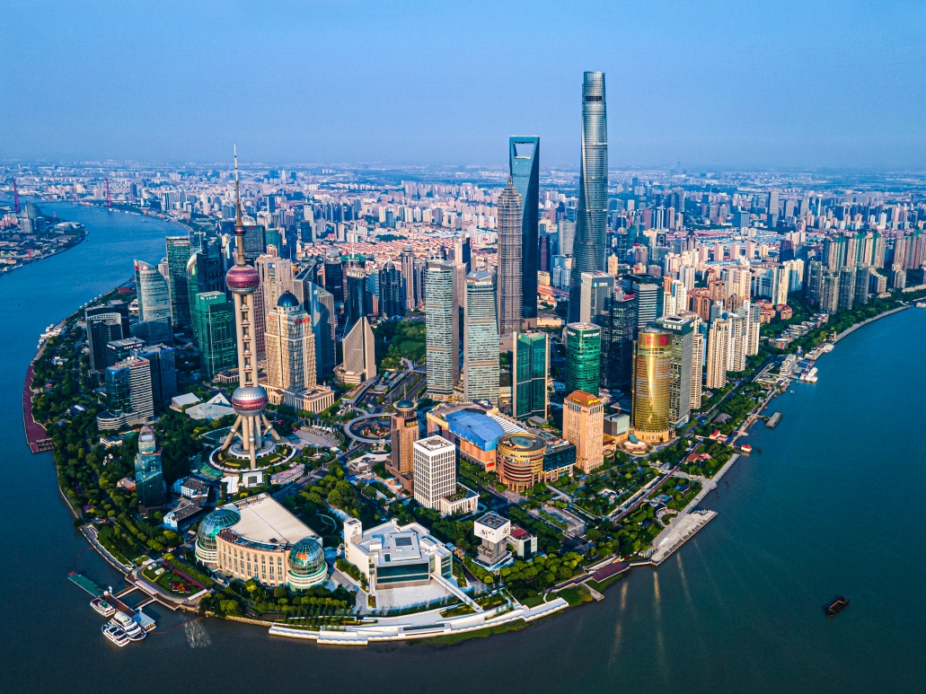 30强城市三季报出炉，这3个城市今年将冲击万亿GDP