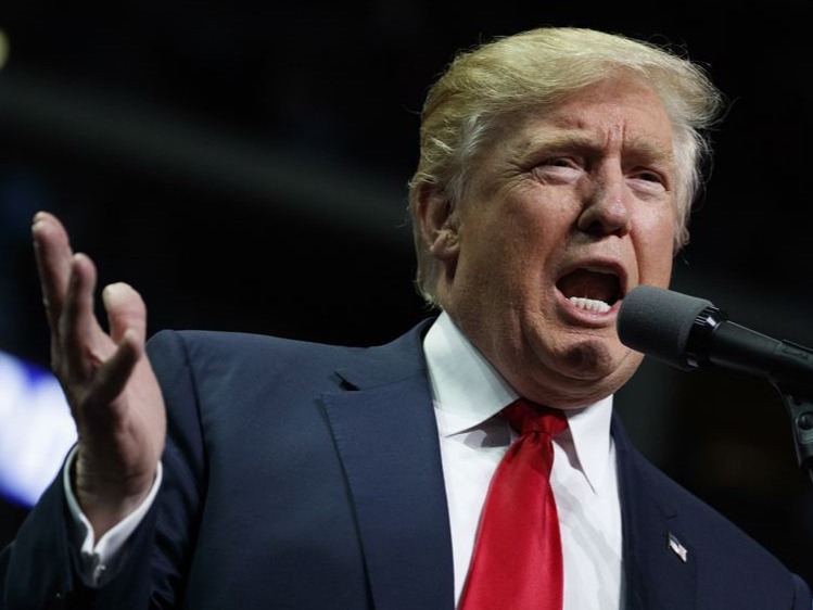 欧洲又惊又气！特朗普政府国家安全战略转向，划定核心利益与新边界