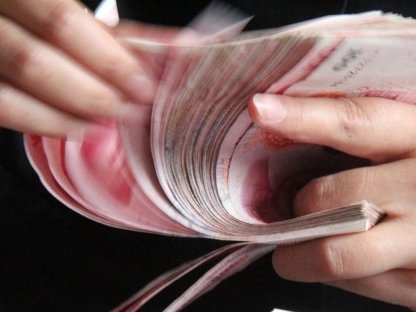 明年财政政策前瞻：赤字率约4%，新增政府债务超12万亿