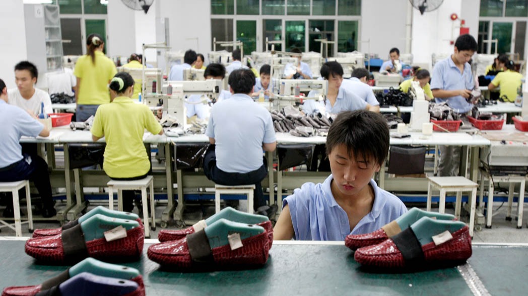 春节前的中国外贸工厂：“提早放假”“忙飞了”两极分化