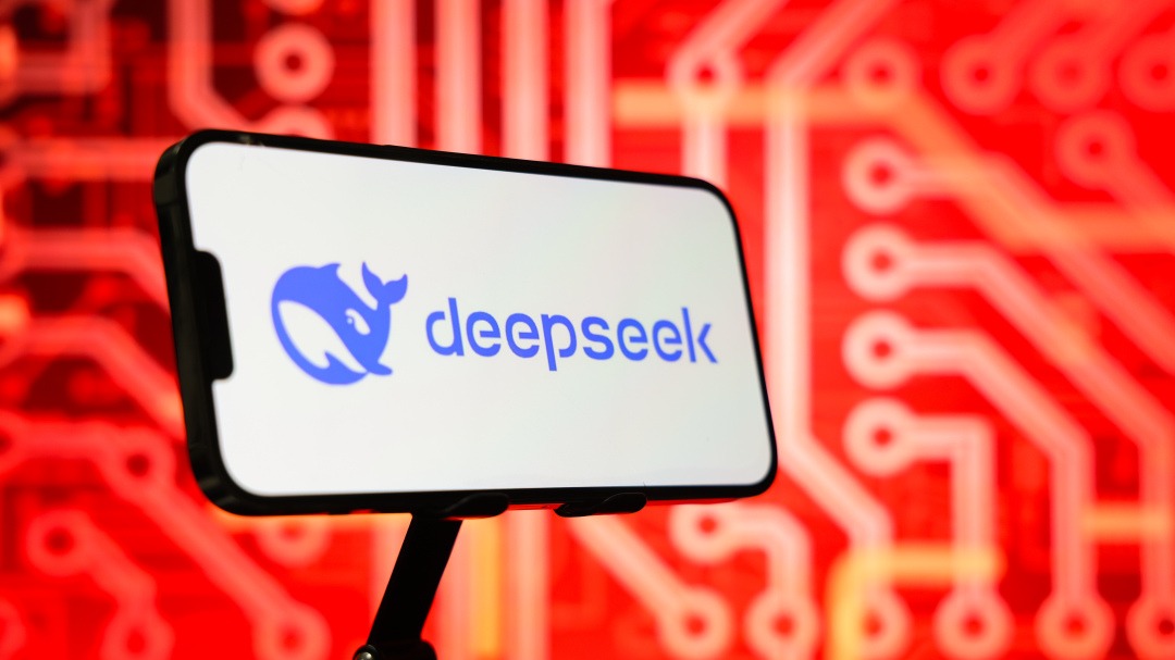 DeepSeek论文上新！下一代大模型实现“记忆分离”，V4不远了？