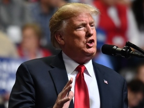 历史最低！美国消费者信心大跳水，通胀预期飙升，特朗普中期选举再遇险阻