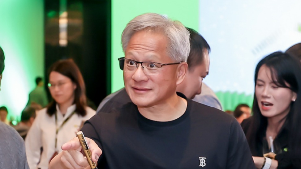 韩国存储龙头股价回升，掌门人将与黄仁勋会面、HBM价格持续推高