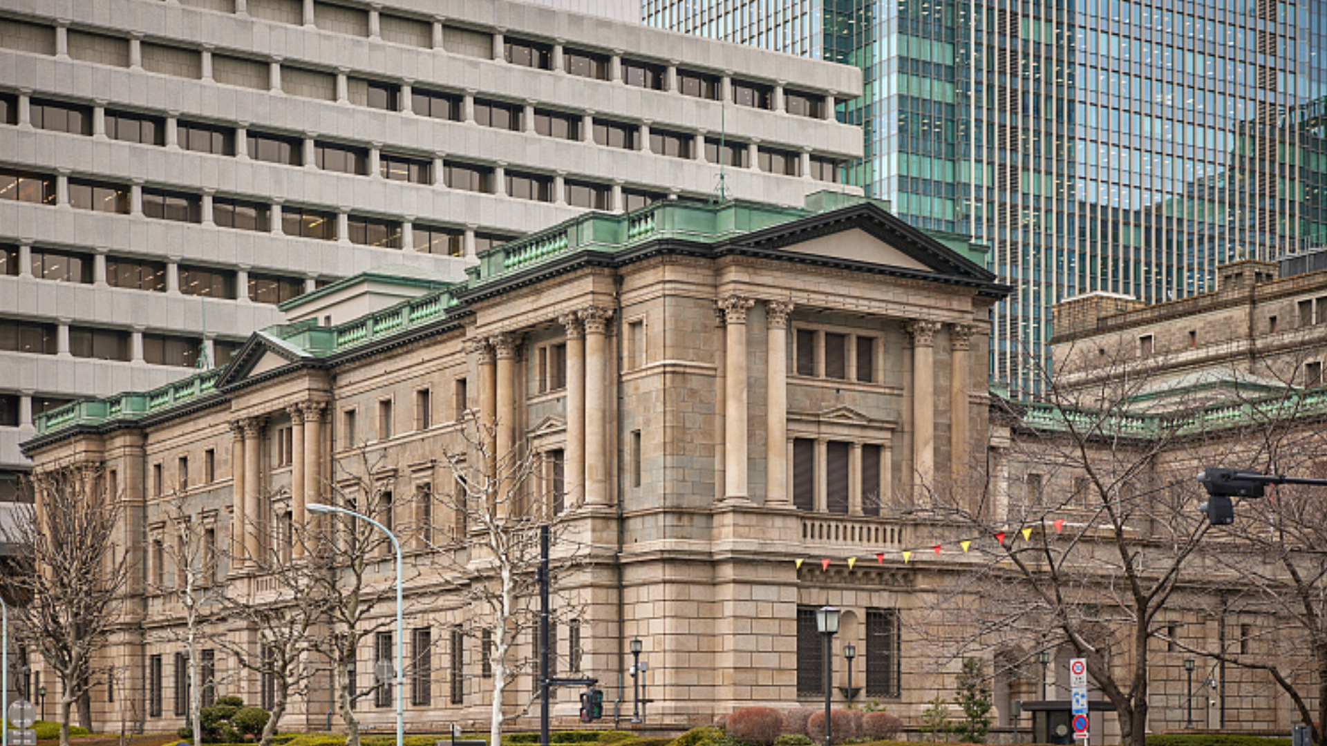 日元对美元汇率升至7个月来新高！日韩股市暴跌丰田大跌7% 三星跌近6%